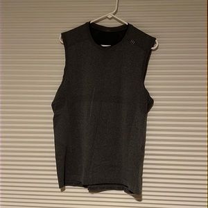 Mens workout top